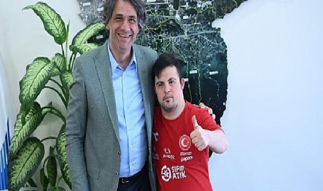 Kartepeli Sporcu Doğukan Başkan Kocaman’ı Ziyaret Etti