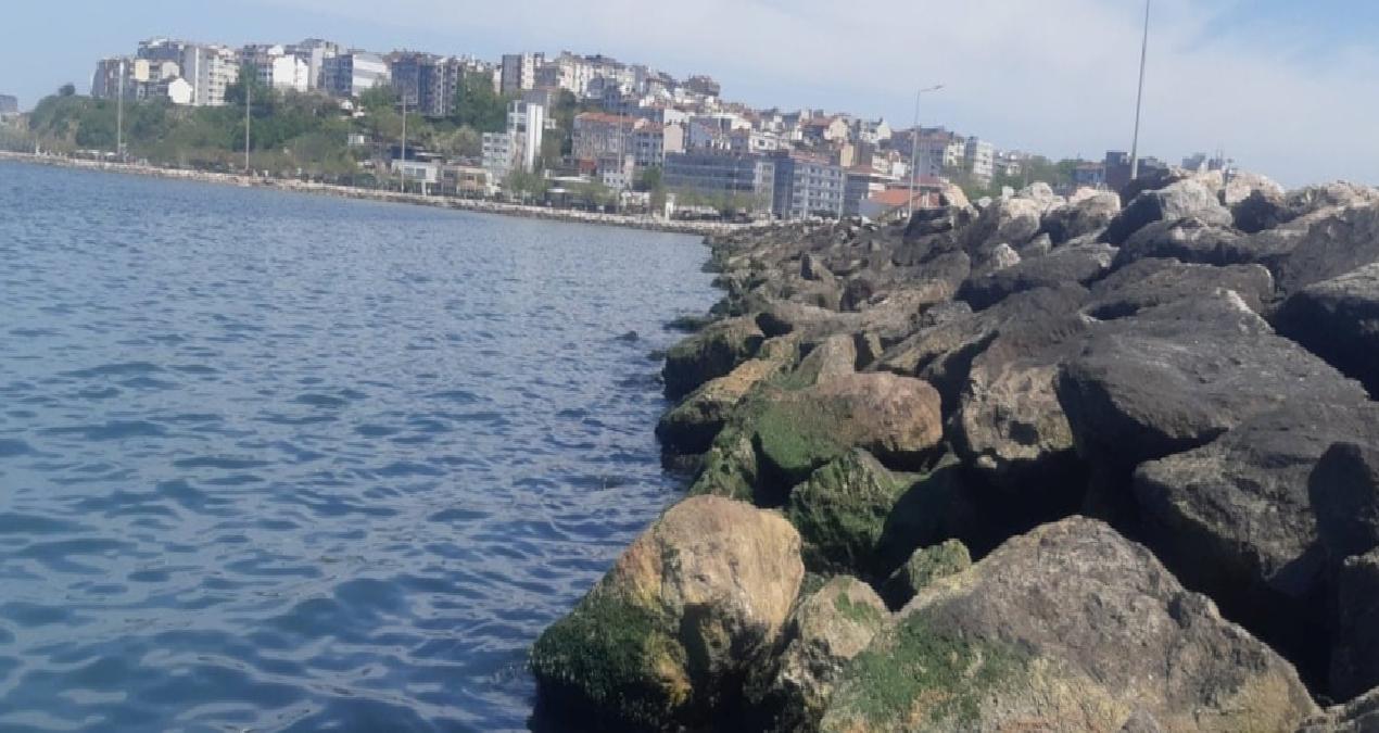 Kayalıkların arasından ceset çıktı!