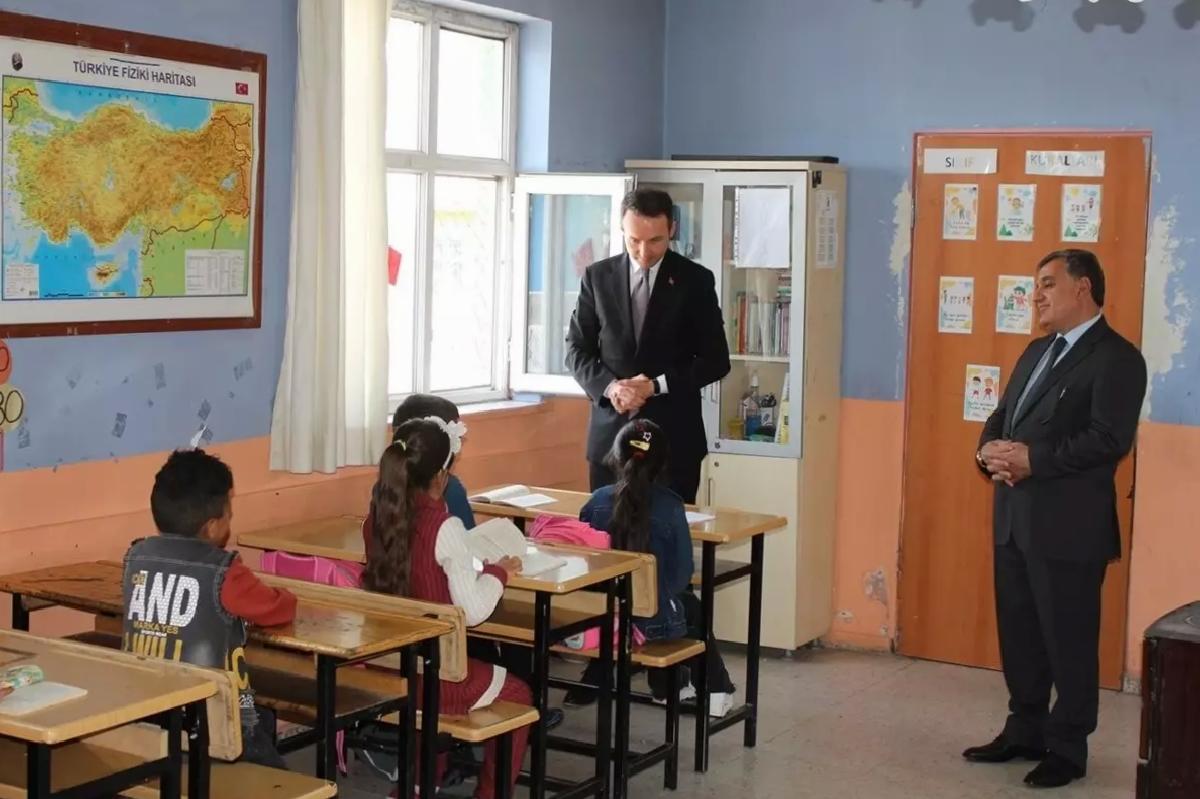 Kaymakam Bakan, Güngören İlkokulu’nu Ziyaret Etti