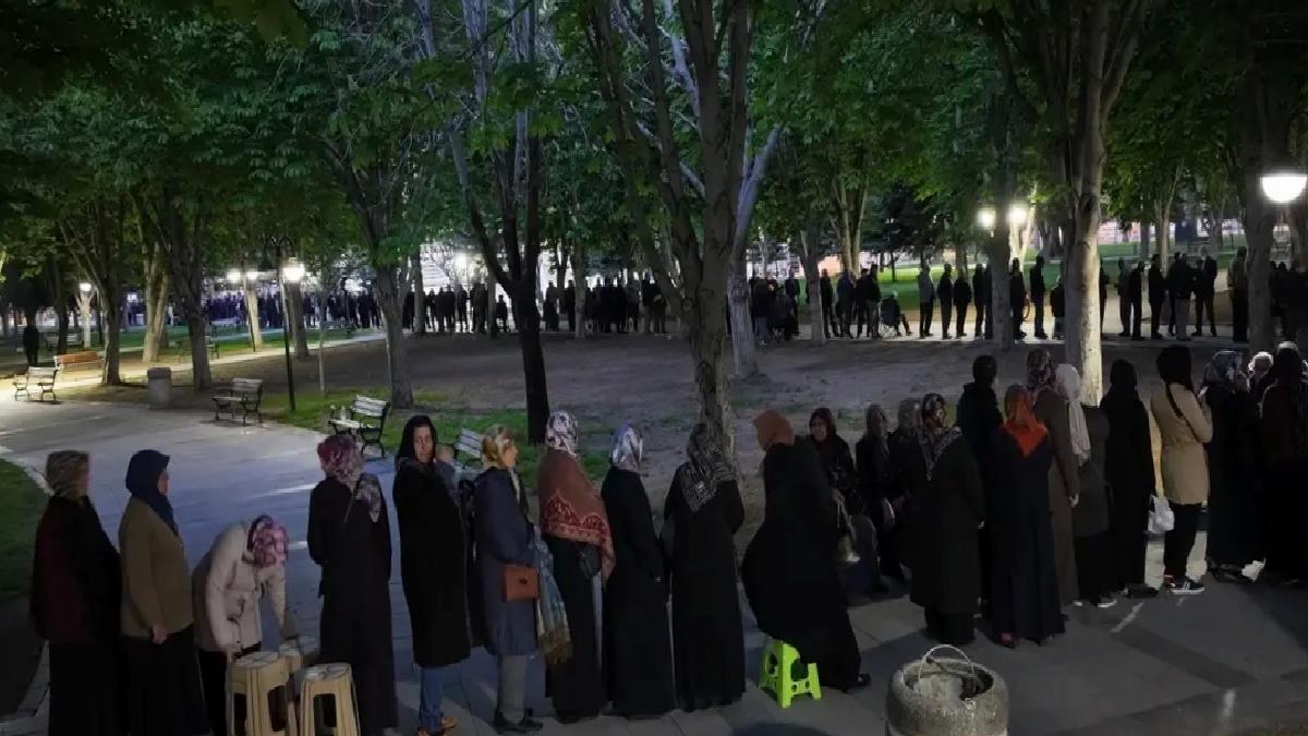 Kayseri’de 550 Bin Organik Domates Fidesi Dağıtıldı