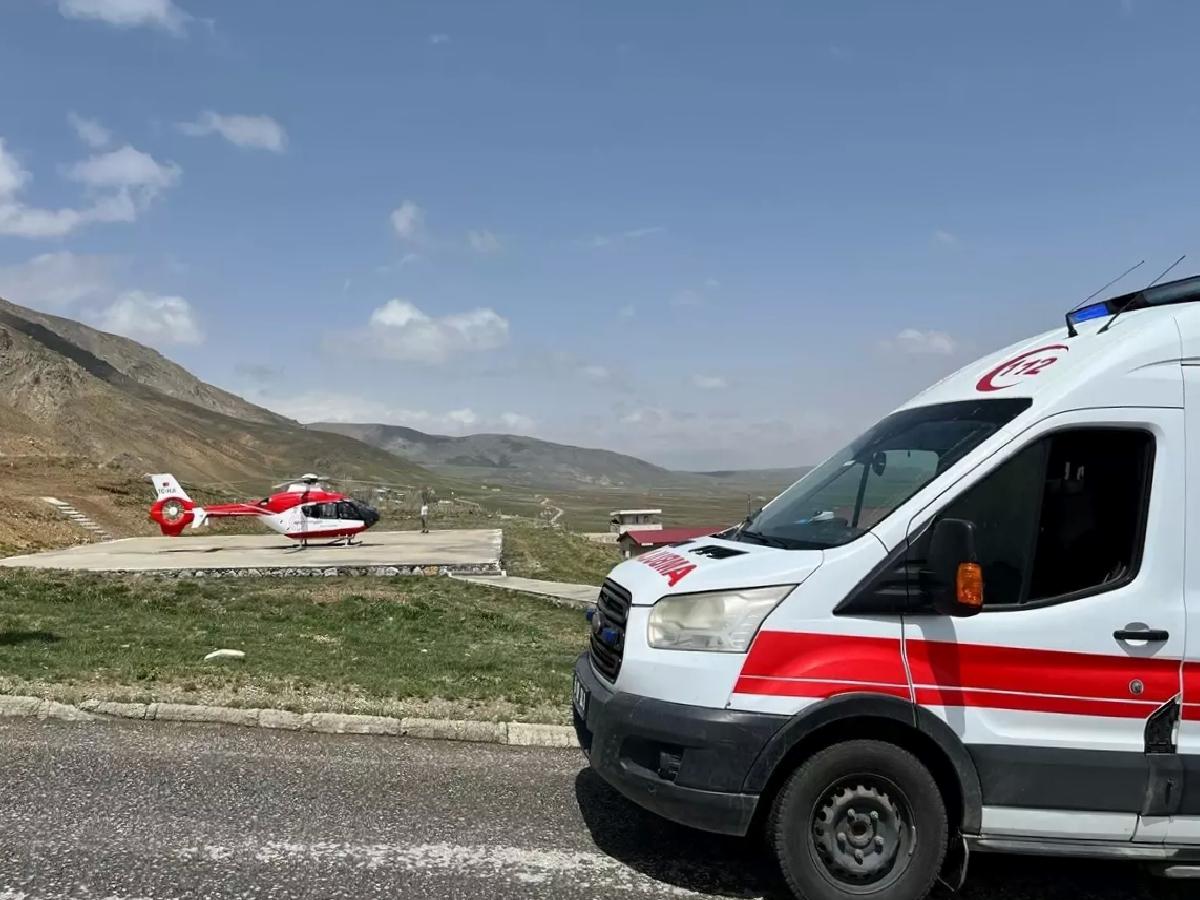 Kaza Sonrası Kafa Travması Olan Hasta Helikopterle Sevk Edildi