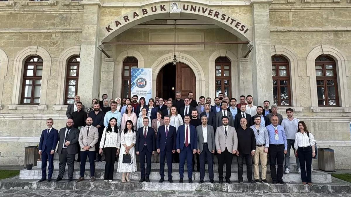 KBÜ Kamu Politikaları Merkezi Kurdu