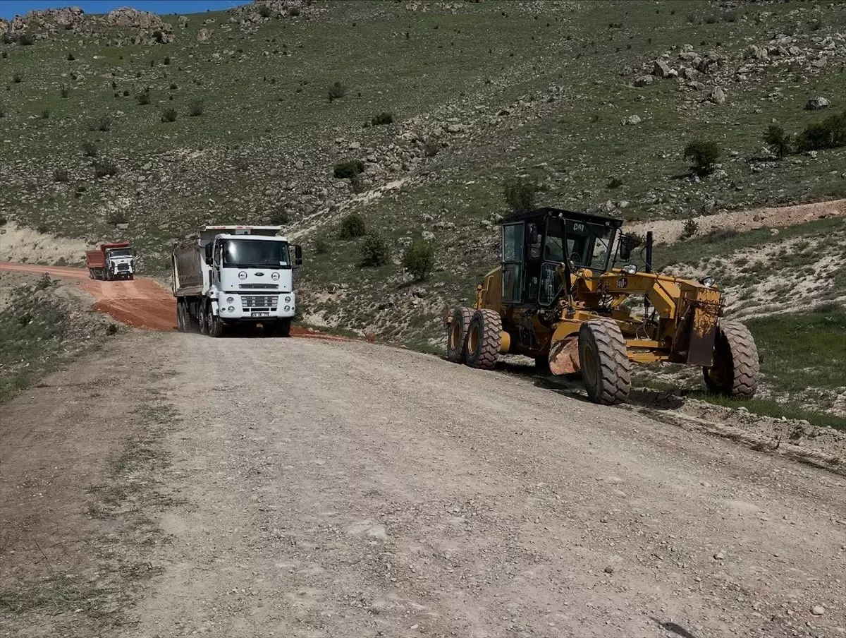 Keban’da Yeni Yol Çalışmaları Başladı