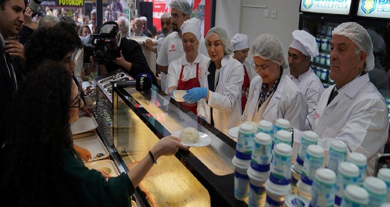 Kent lokantasını öğretmeni ve eşi açtı