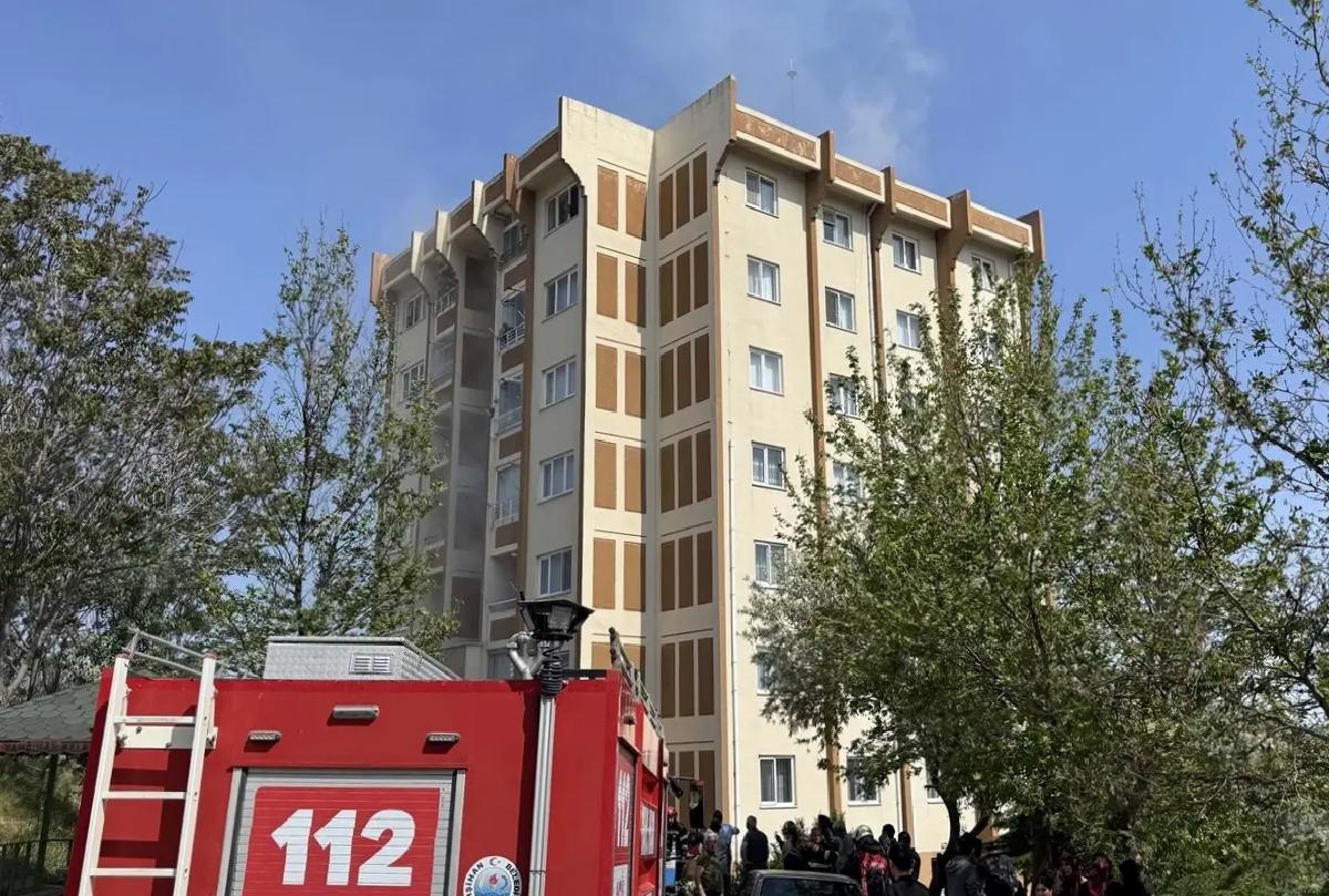 Kırıkkale’de Apartman Yangını