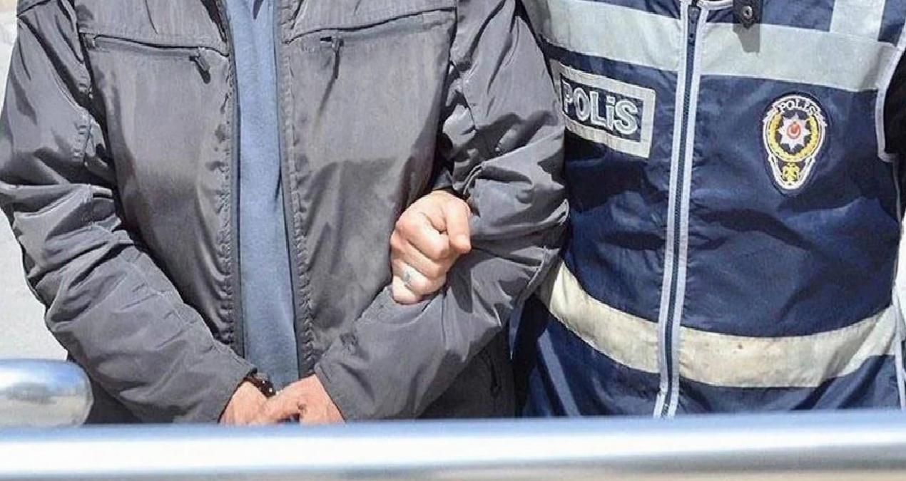 Kırmızı bültenli bir firari daha Türkiye’den çıktı
