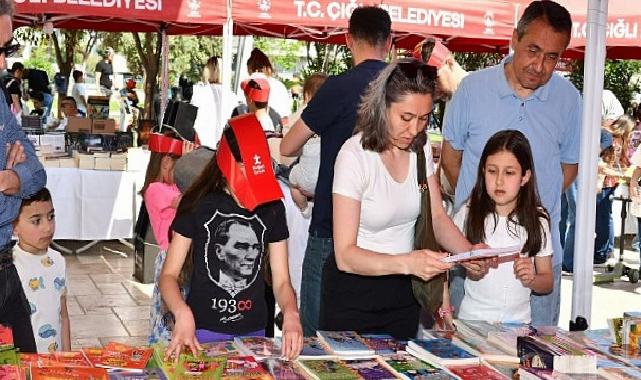 Kitapların Büyülü Dünyasına Yolculuk Çiğli’de Sürüyor