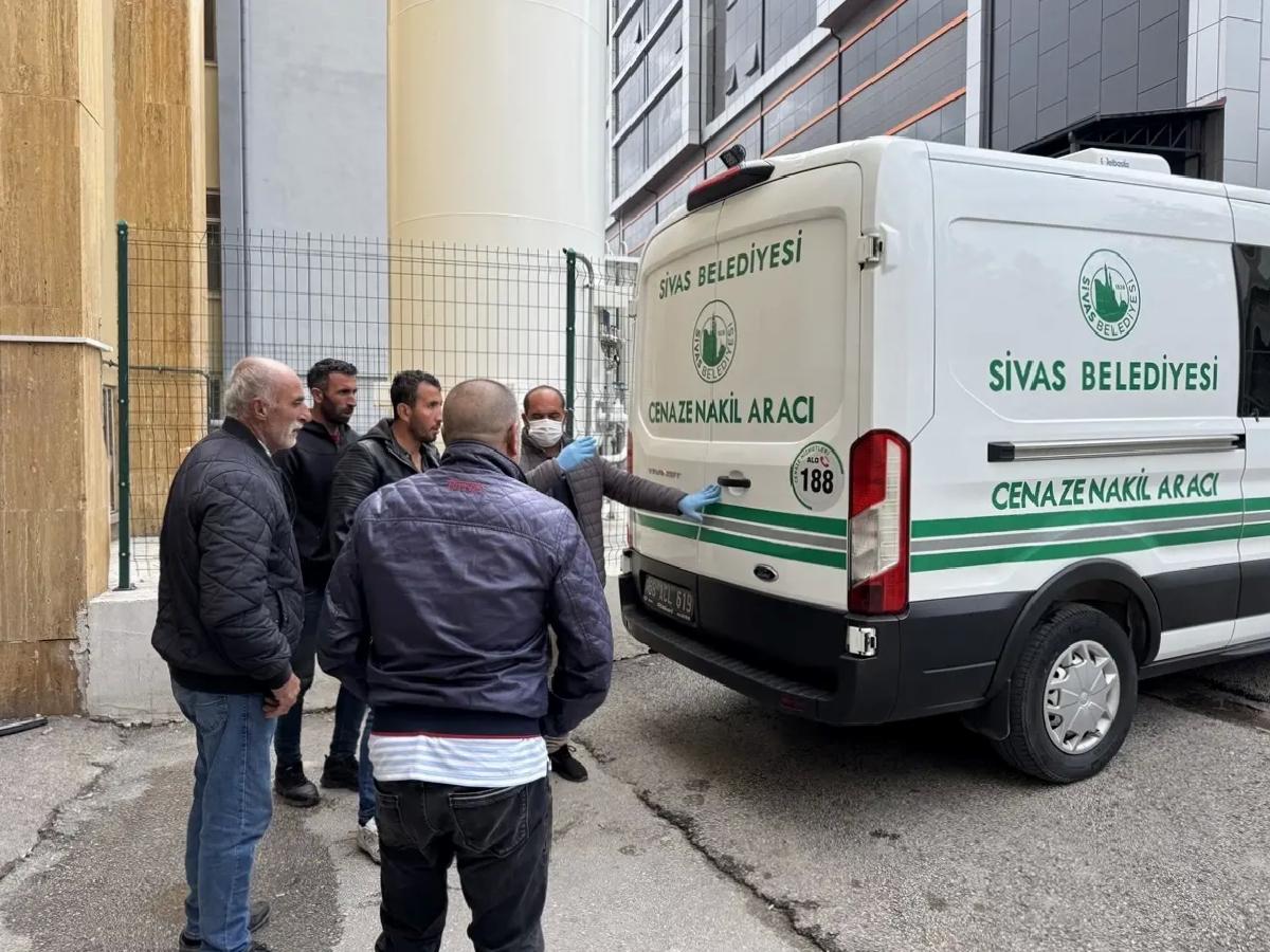 KKKA Şüphesiyle Tedavi Gören Kadın Hayatını Kaybetti