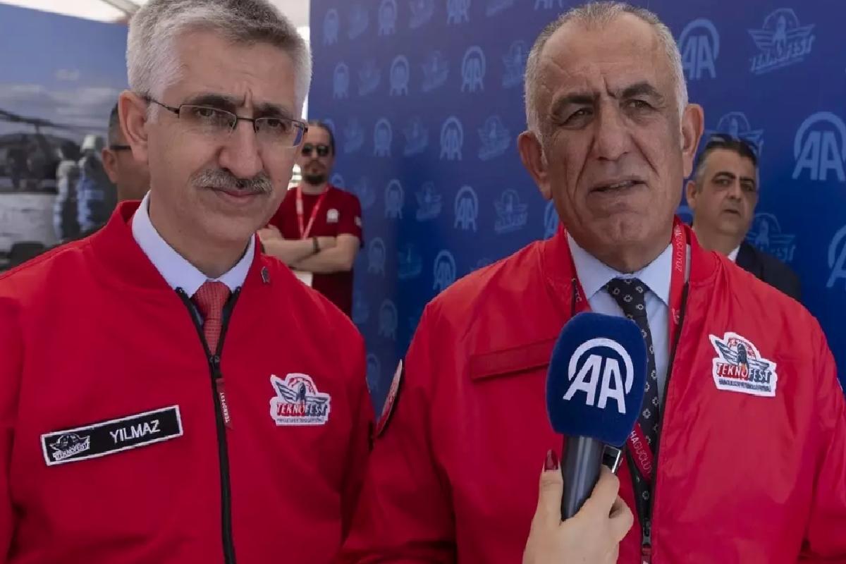 KKTC Milli Eğitim Bakanı Çavuşoğlu, TEKNOFEST KKTC’deki AA standını ziyaret etti Açıklaması
