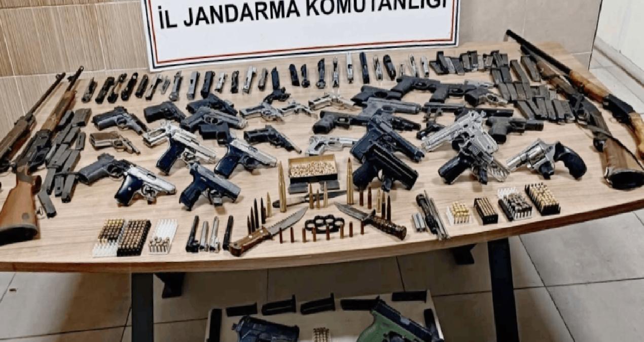Kocaeli’de ruhsatsız 18 silah yakalandı