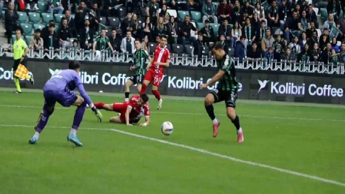 Kocaelispor, Keçiörengücü’nü 4-1 ile geçiyor