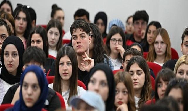 Kocaman Gençlerle Birlikte