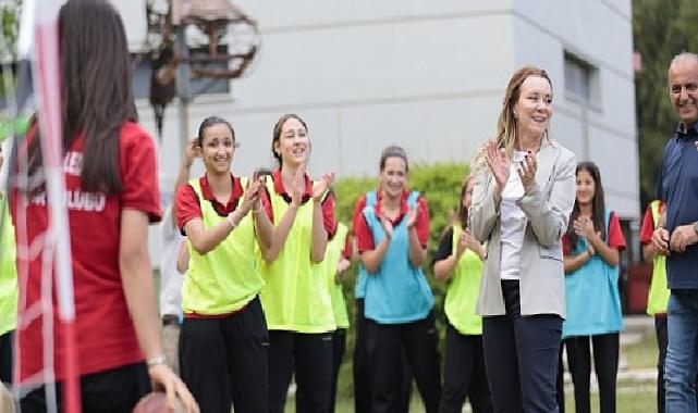 Konak’ta gençliğin ışığı sporun gücüyle parladı: Gençlik Spor Fest’te buluştu