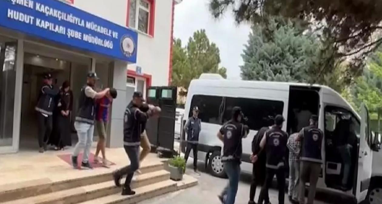 Konya’da Göçmen Kaçakçılarına Operasyon