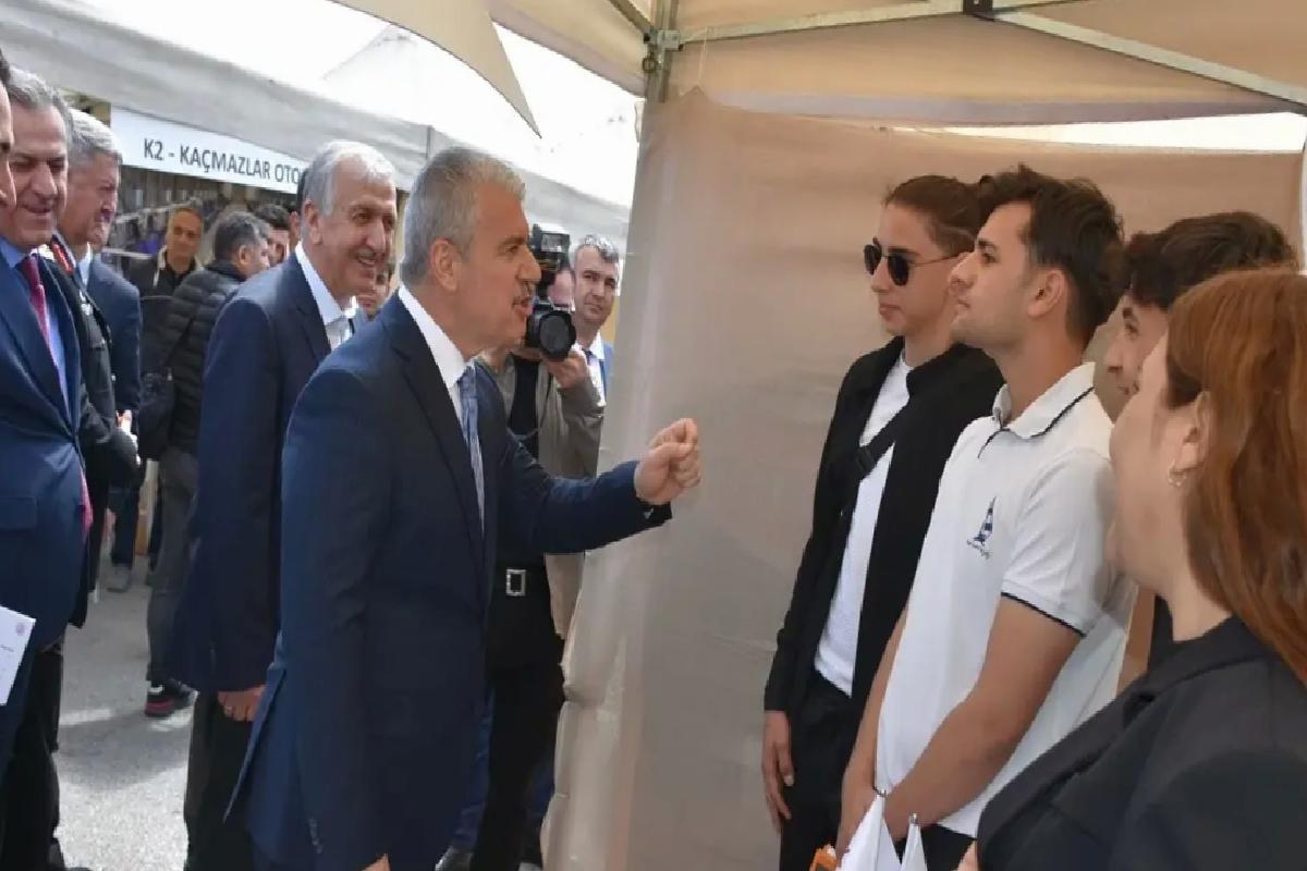 Konya’da Mesleki Eğitim Fuarı Açıldı