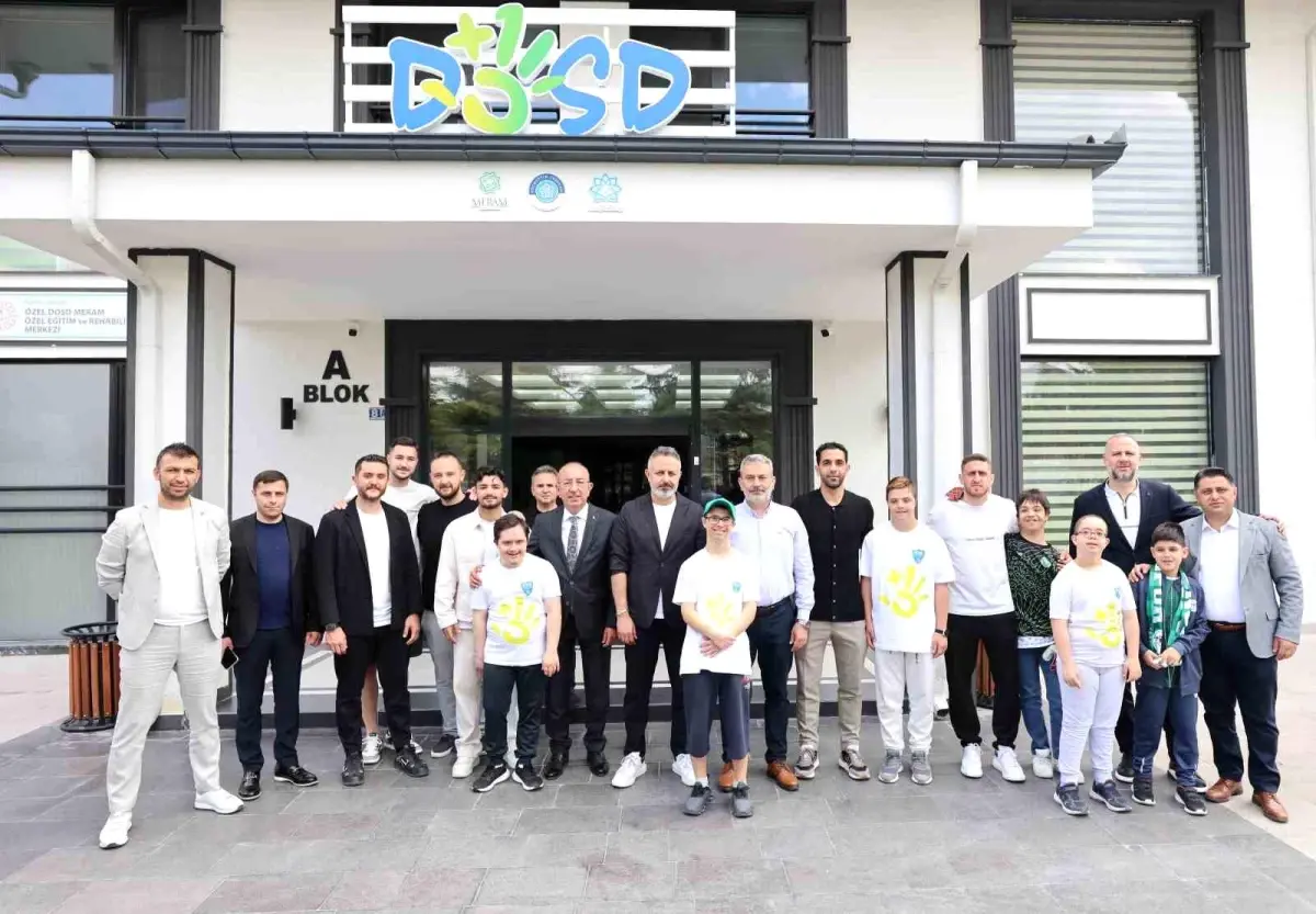 Konyasporlu Futbolcular, Down Sendromlu Çocuklarla Unutulmaz Bir Gün Geçirdi