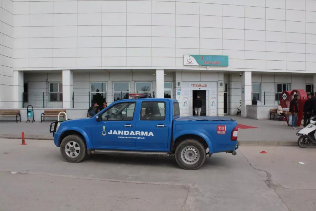 Köstebek Tabancası Patladı: 81 Yaşında Adam Yaralandı