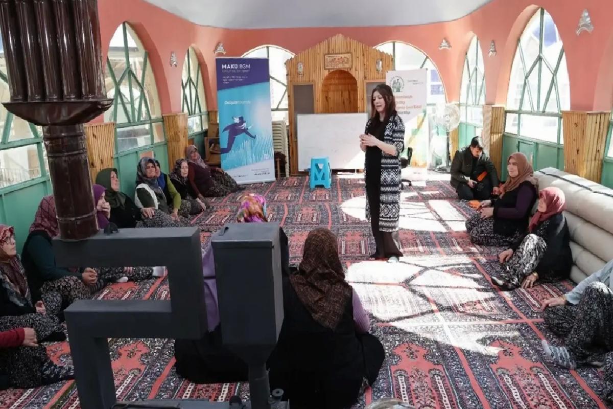 Köy Üniversitesi Projesi ile Bilim Erişimi Artıyor