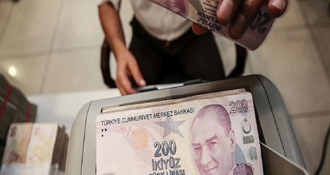 Kredi kartı borçları takipte: Yüzde 1056 artışla rekor kırdı!