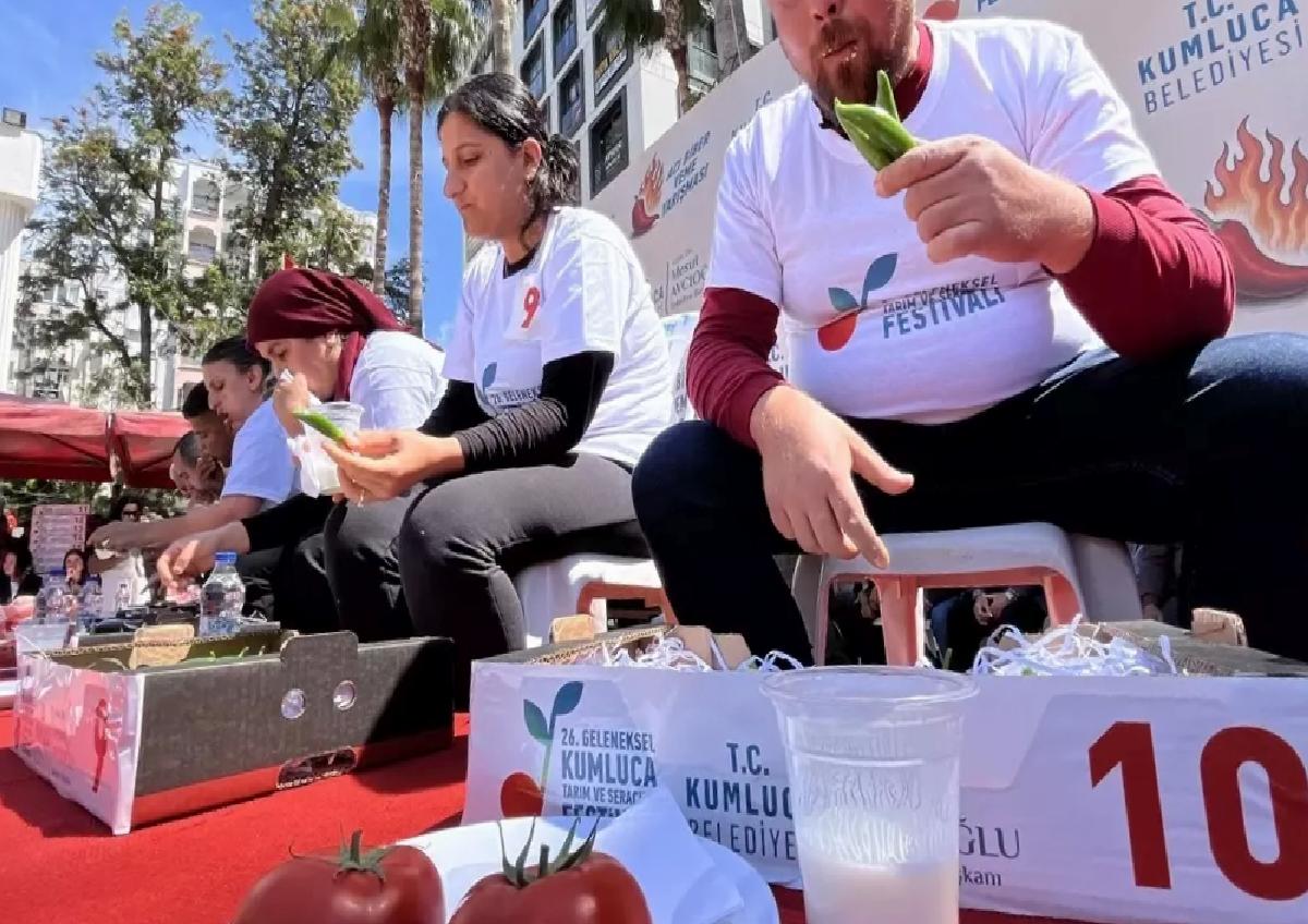 Kumluca’da Acı Biber Yarışması
