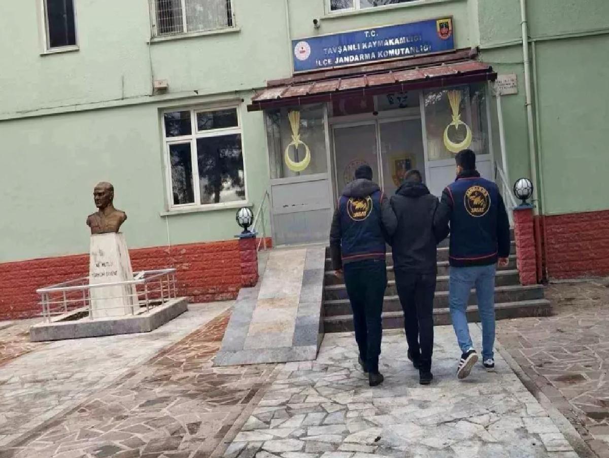 Kütahya’da 99 Aranan Şahıs Yakalandı