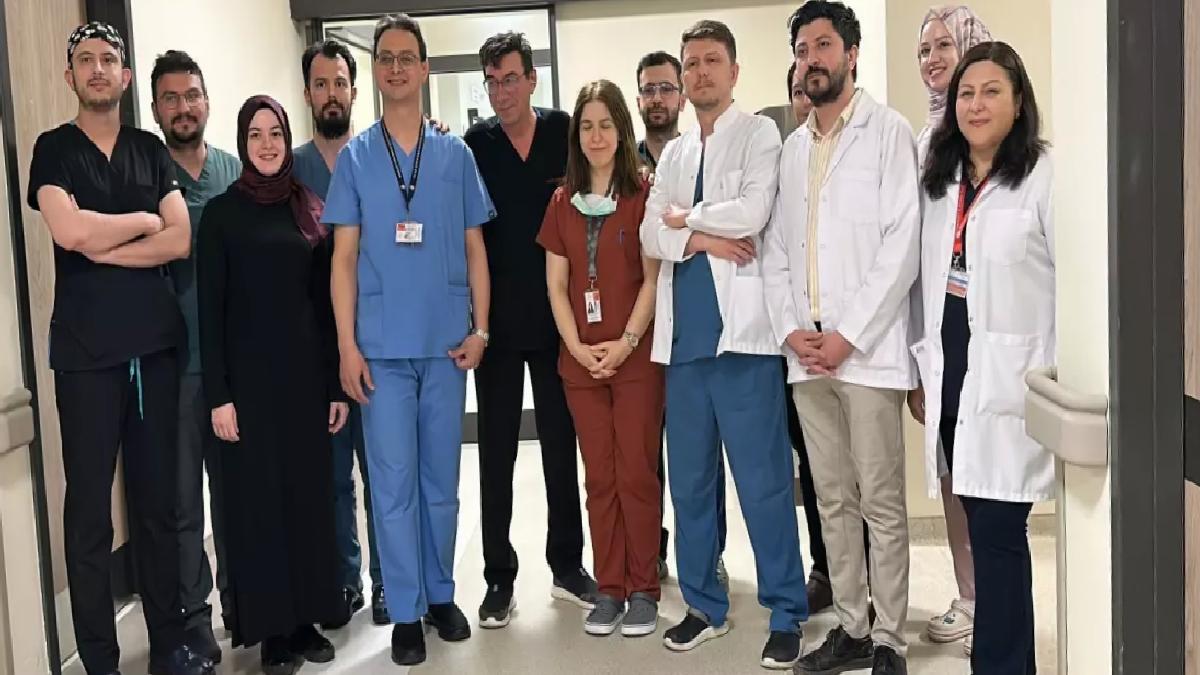Kütahya’da Bebekten 445 Gram Tümör Alındı