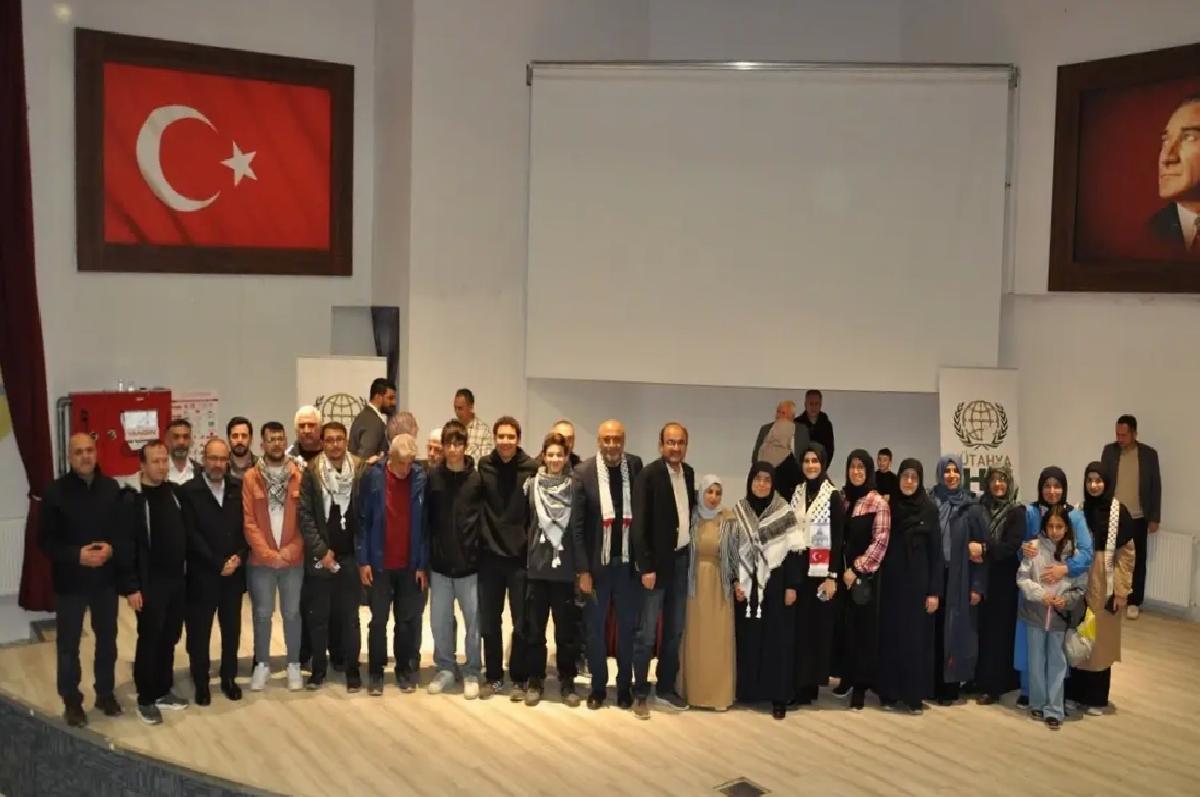 Kütahya’da “Gazze’de bir şahitlik öyküsü” söyleşisi düzenlendi