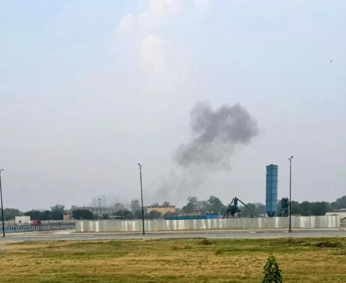 Lahor’da Patlamalar ve İHA İddiaları