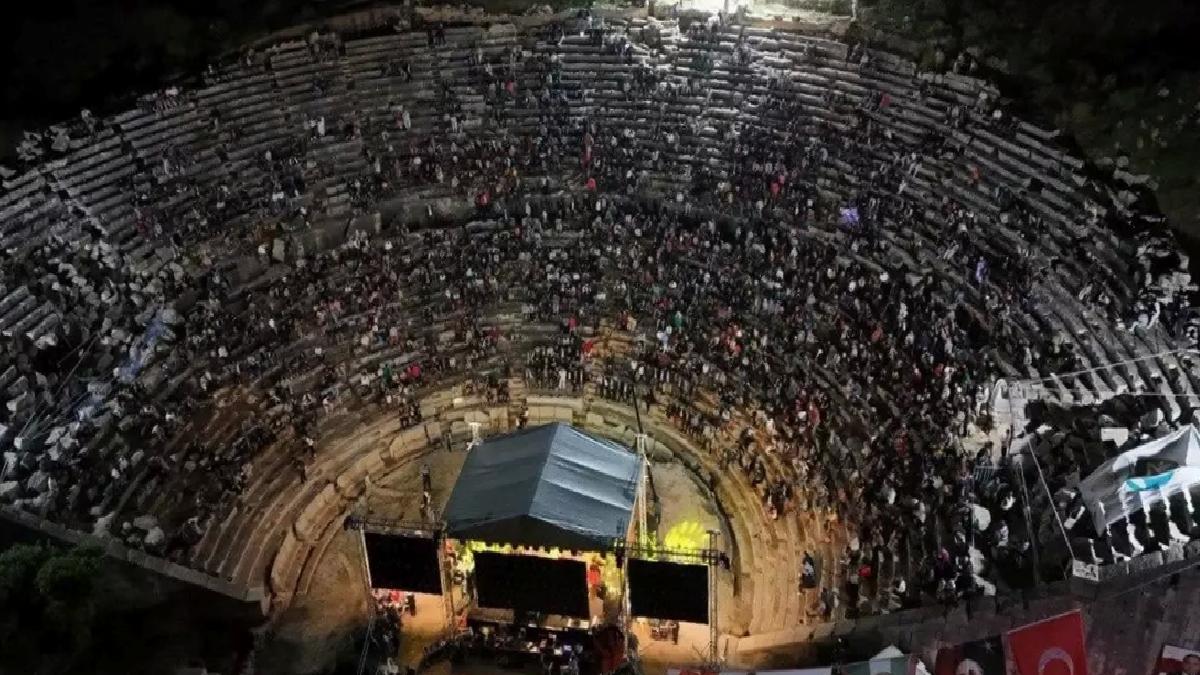 Letoon Antik Kenti’nde Domates Festivali Coşkusu