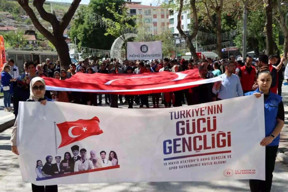 Malatya’da Gençlik Haftası Coşkuyla Başladı