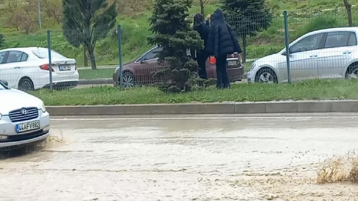 Malatya’da Sağanak Yağış Etkili Oldu