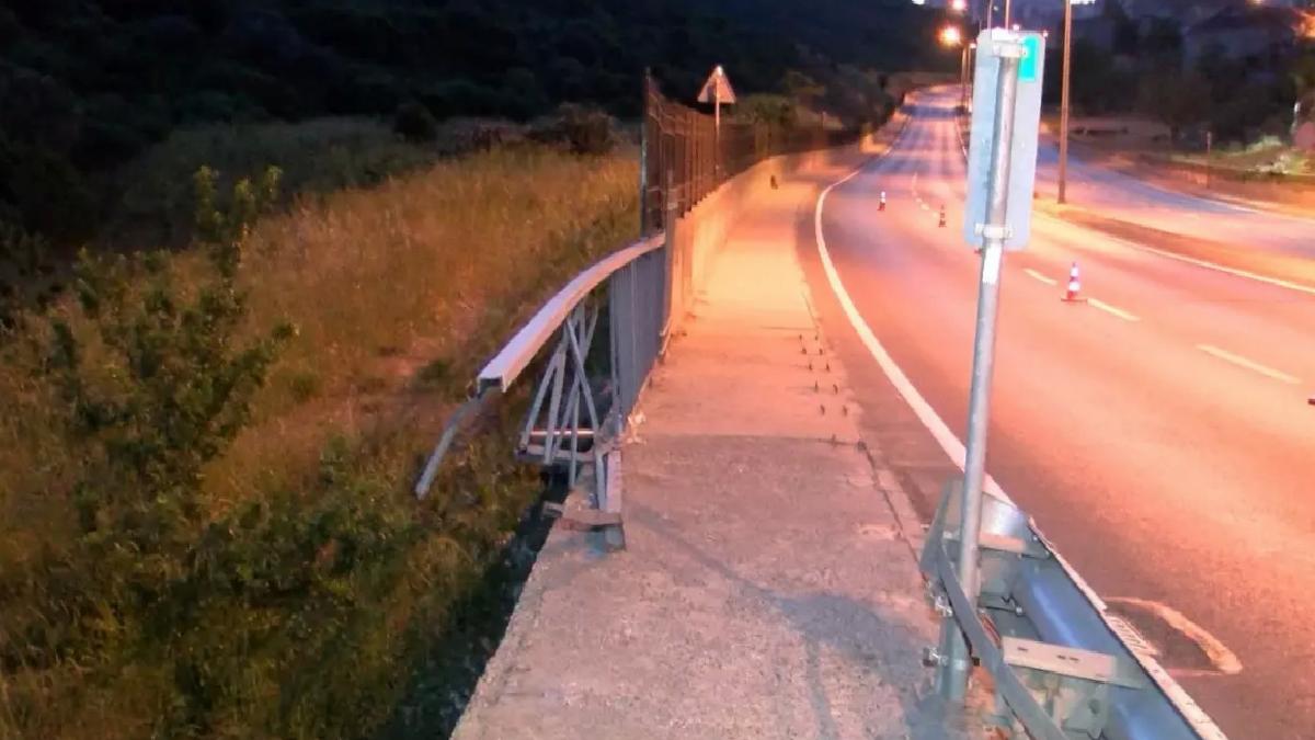 Maltepe’de Otomobil Gölete Uçtu