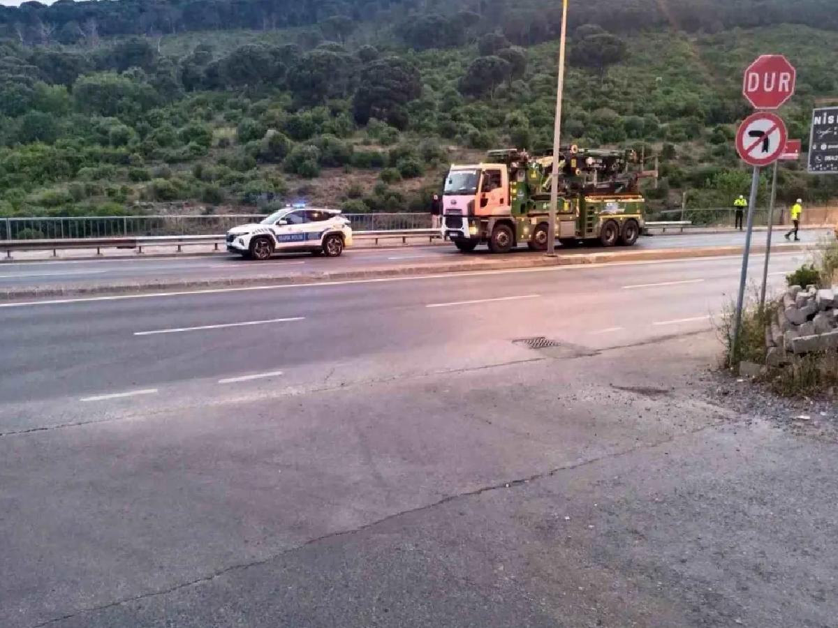 Maltepe’de Otomobil Gölete Uçtu