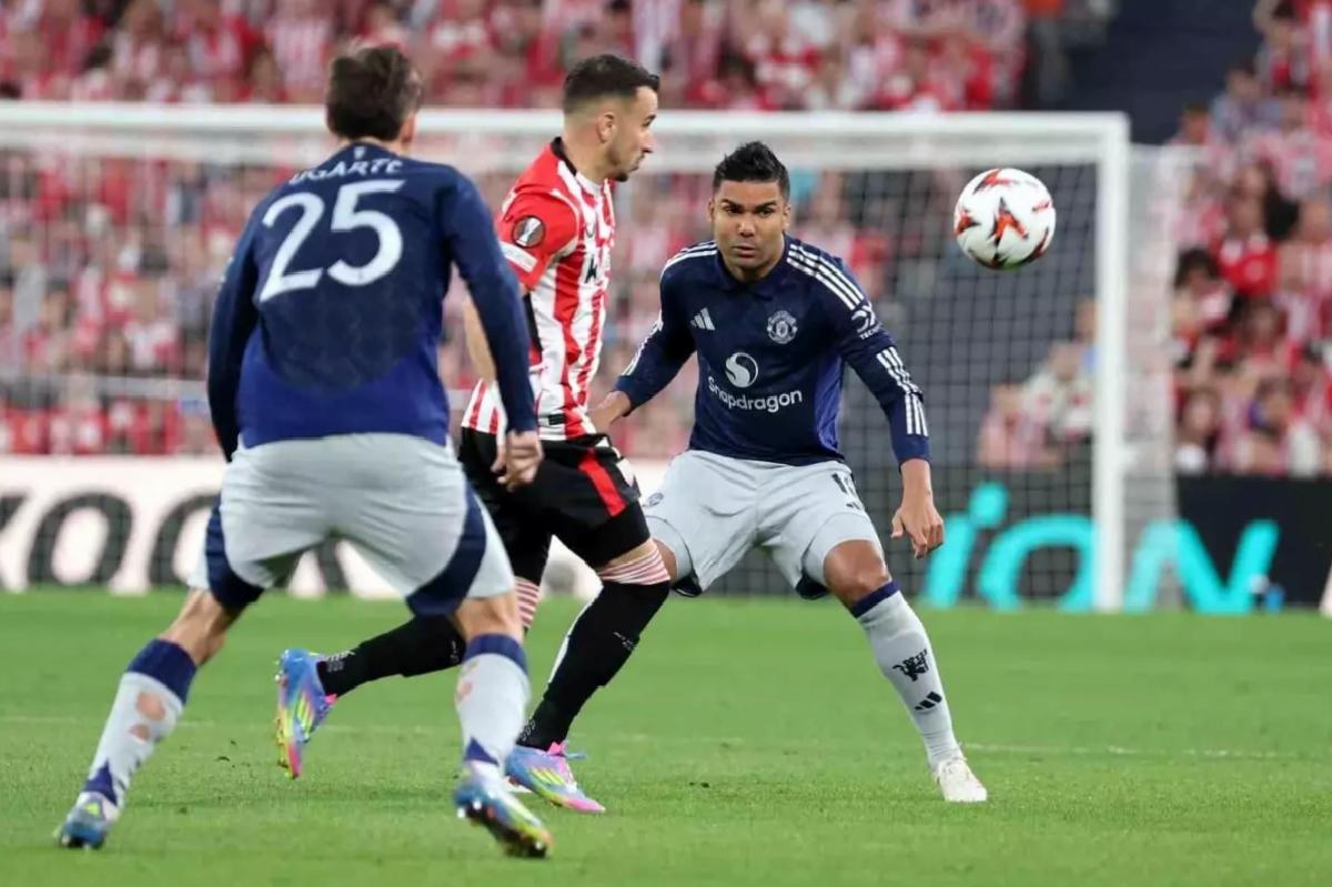Manchester United Yarı Finalde Rahat Güldü