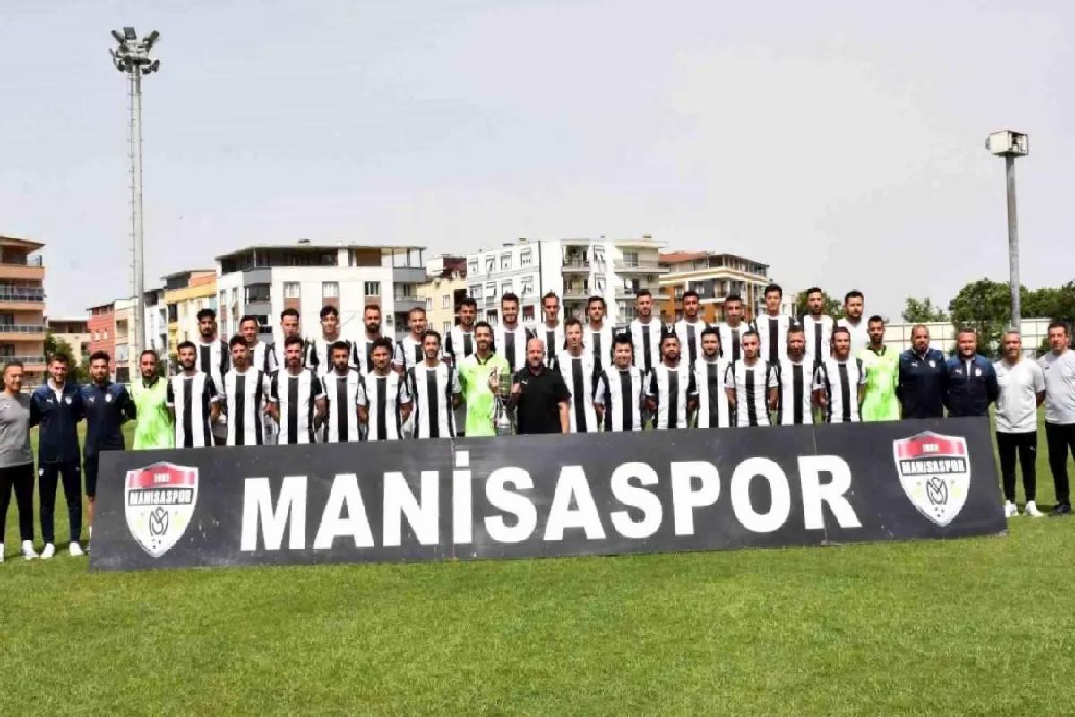 Manisaspor Şampiyonluk Kupasını Aldı