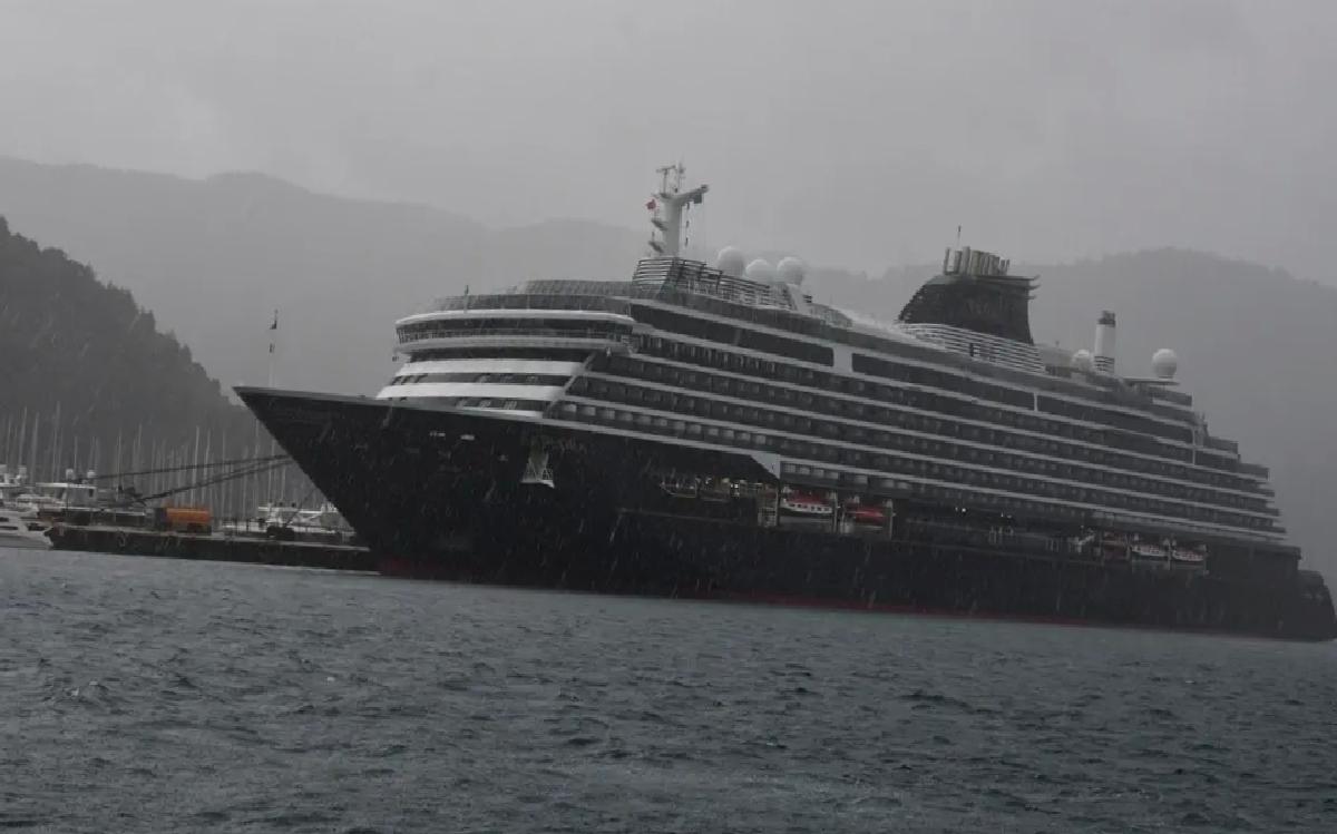 Marmaris’e Lüks Kruvaziyer Geldi