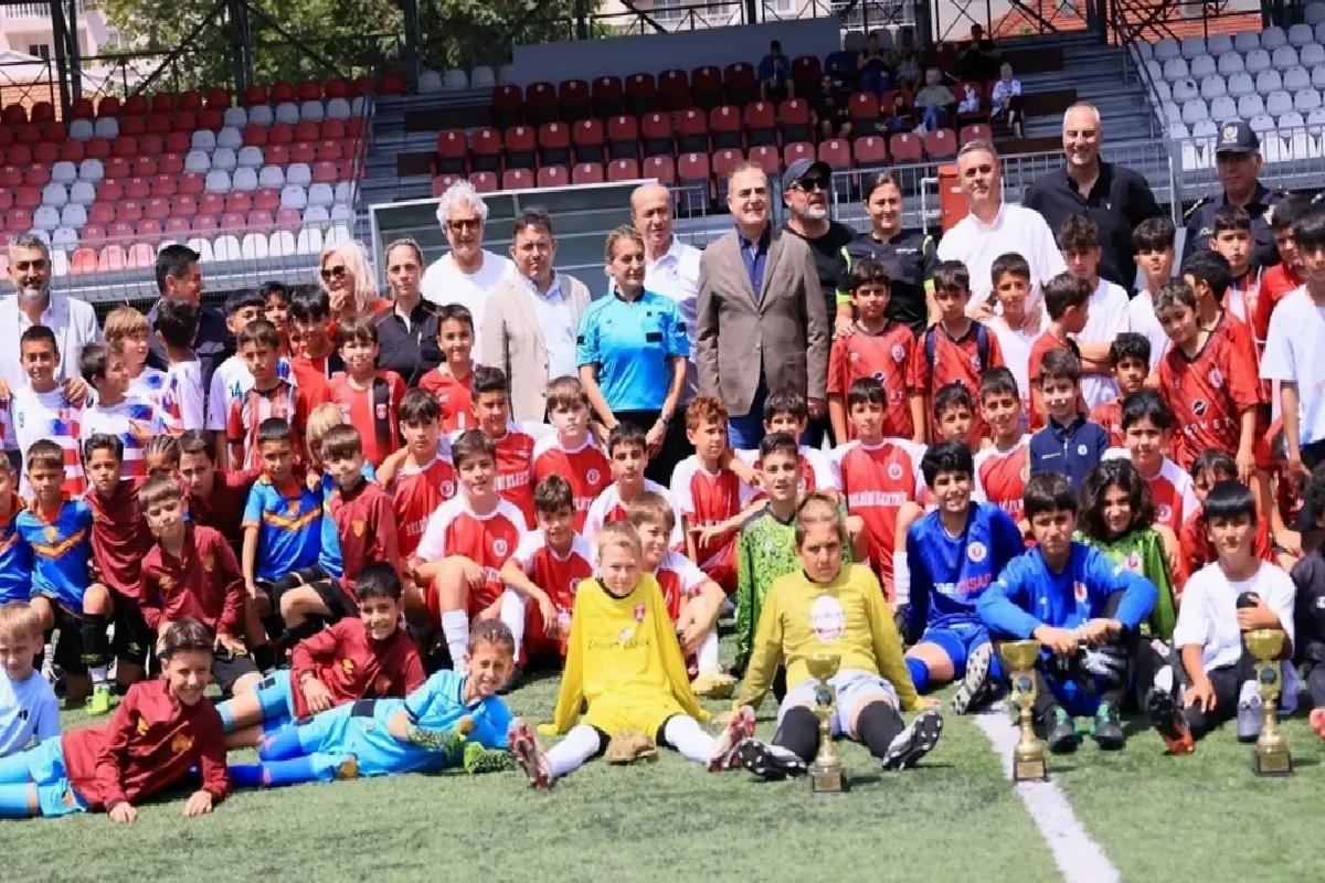 Marmaris’te Futbol Turnuvası Başladı