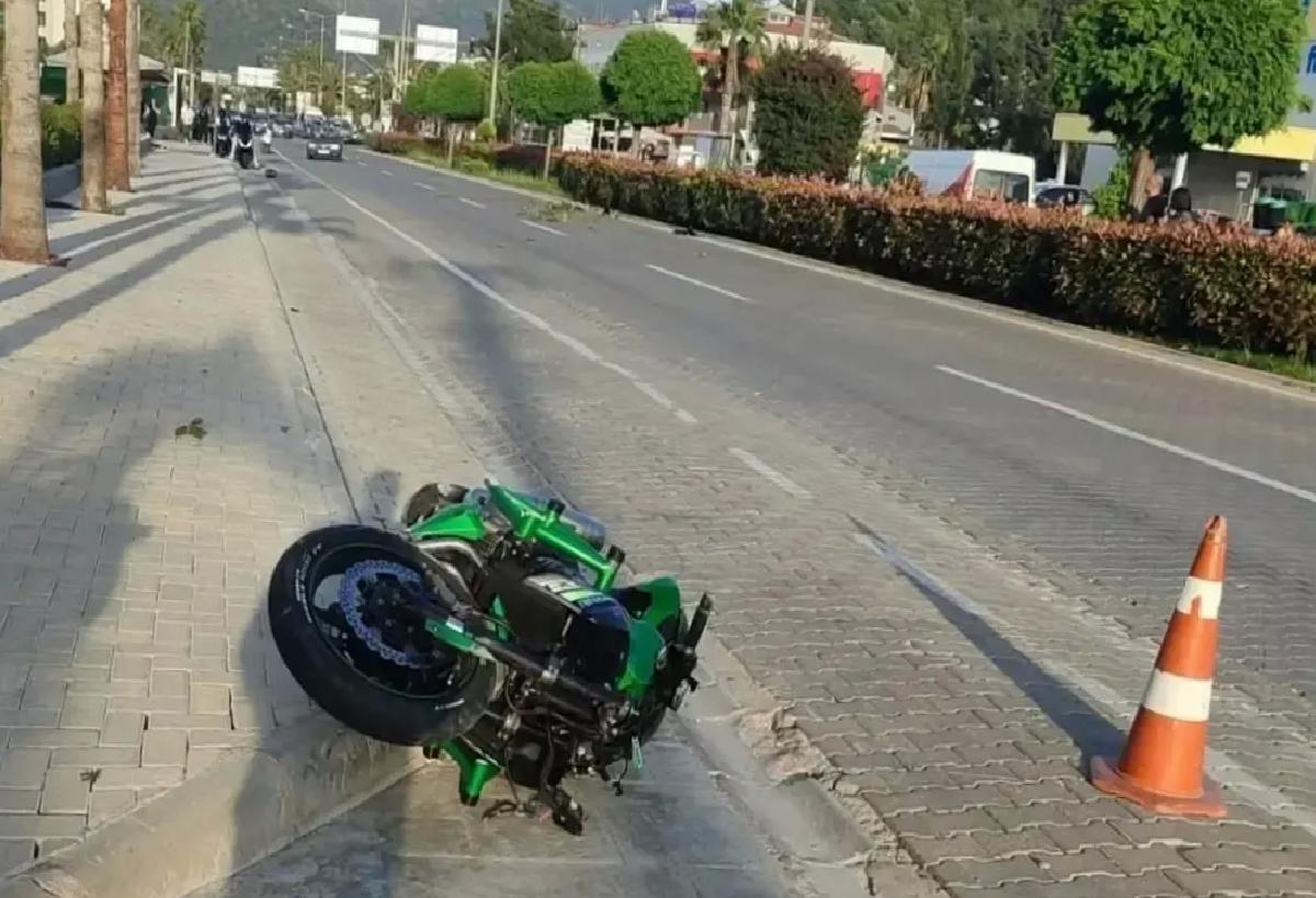 Marmaris’te Motosiklet Kazası: 12 Yaşındaki Çocuk Hayatını Kaybetti