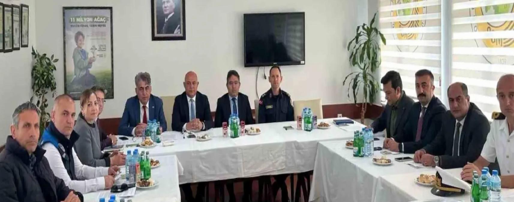 Marmaris’te Orman Yangınlarıyla Mücadele Toplantısı Gerçekleşti