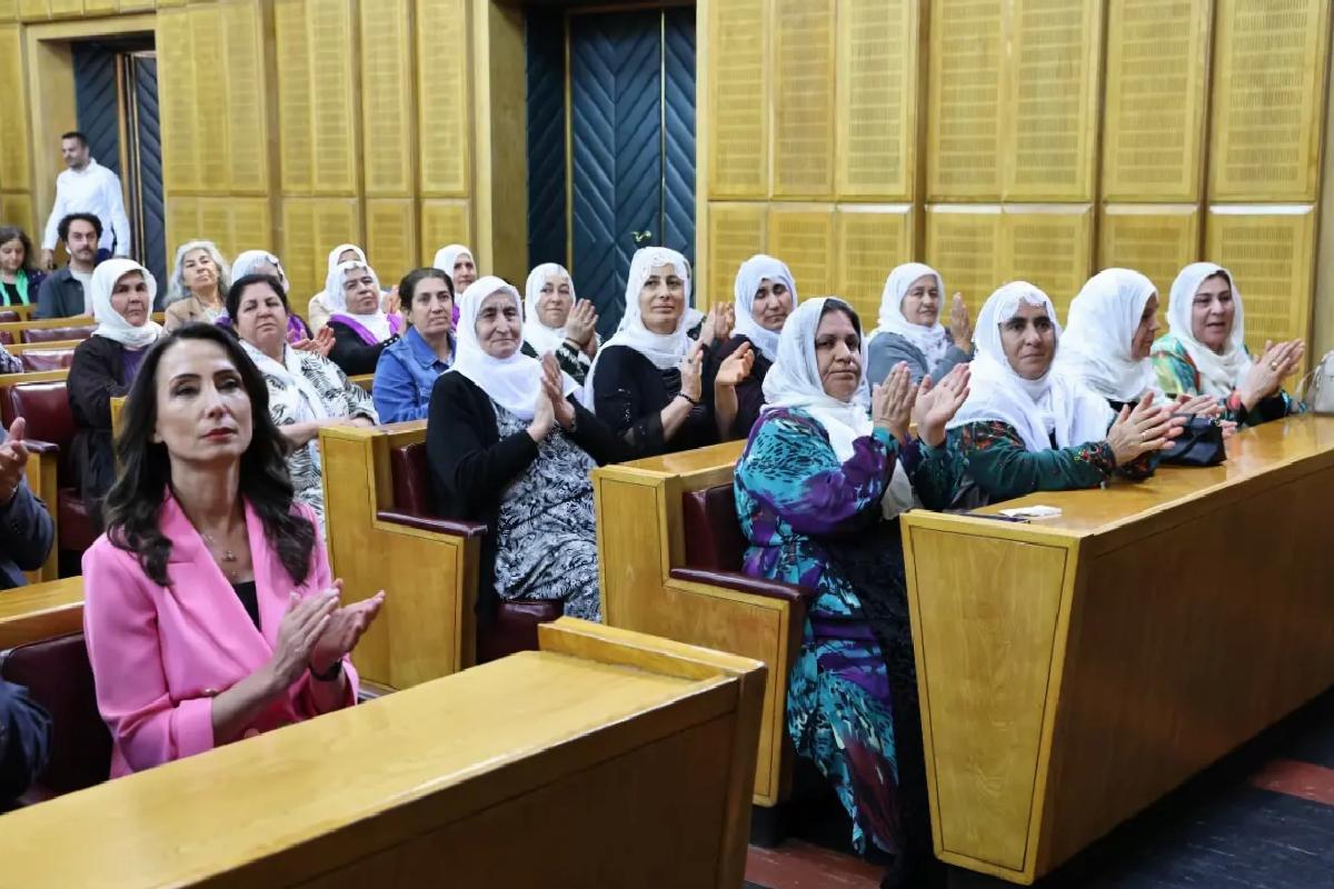 Meclis’te Barış Komisyonu Çağrısı