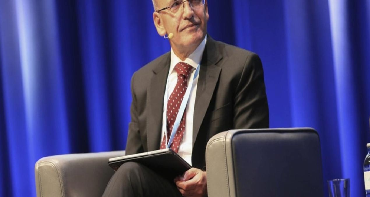 Mehmet Şimşek Londra yolcusu