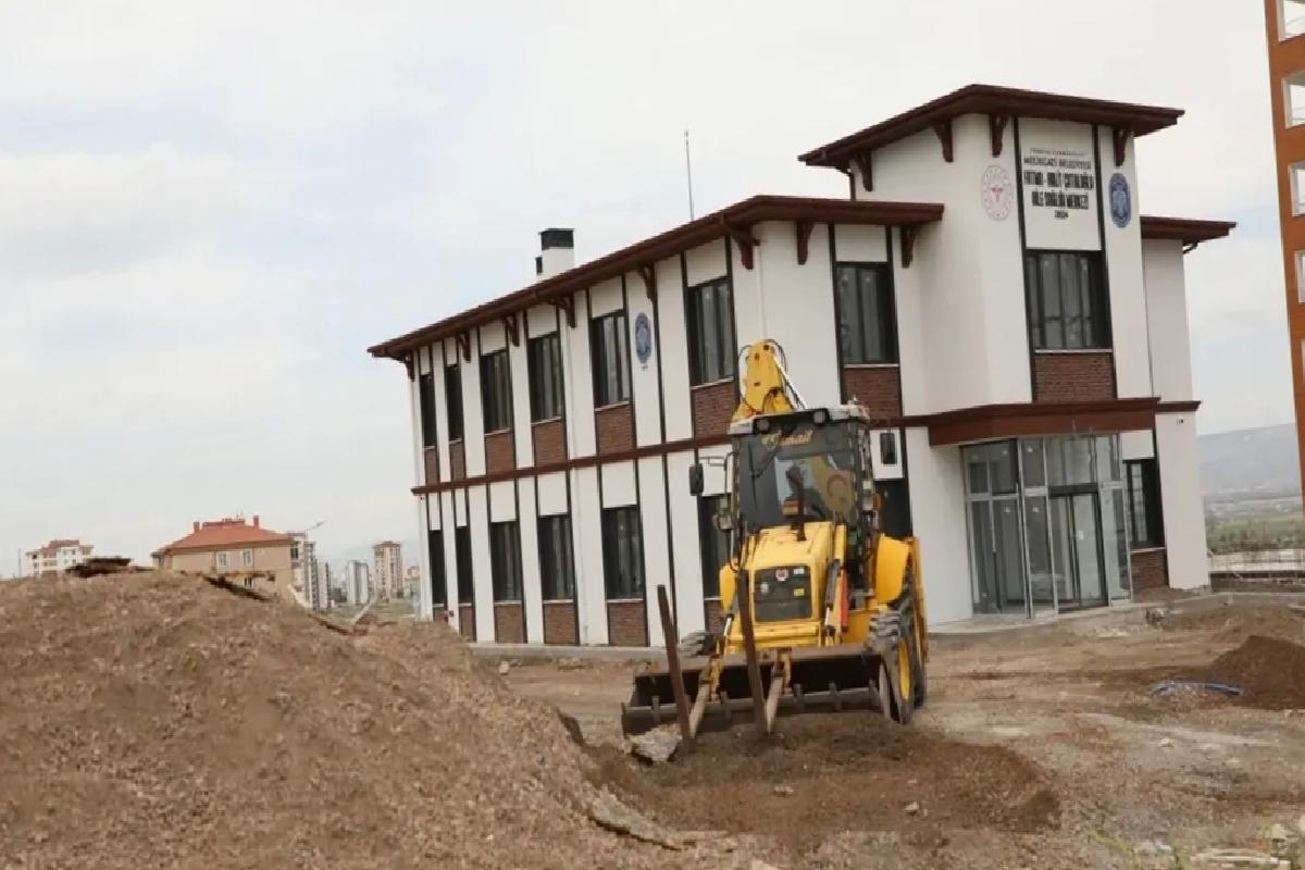 Melikgazi’de Yeni Sağlık Merkezleri İçin Çalışmalar Başladı