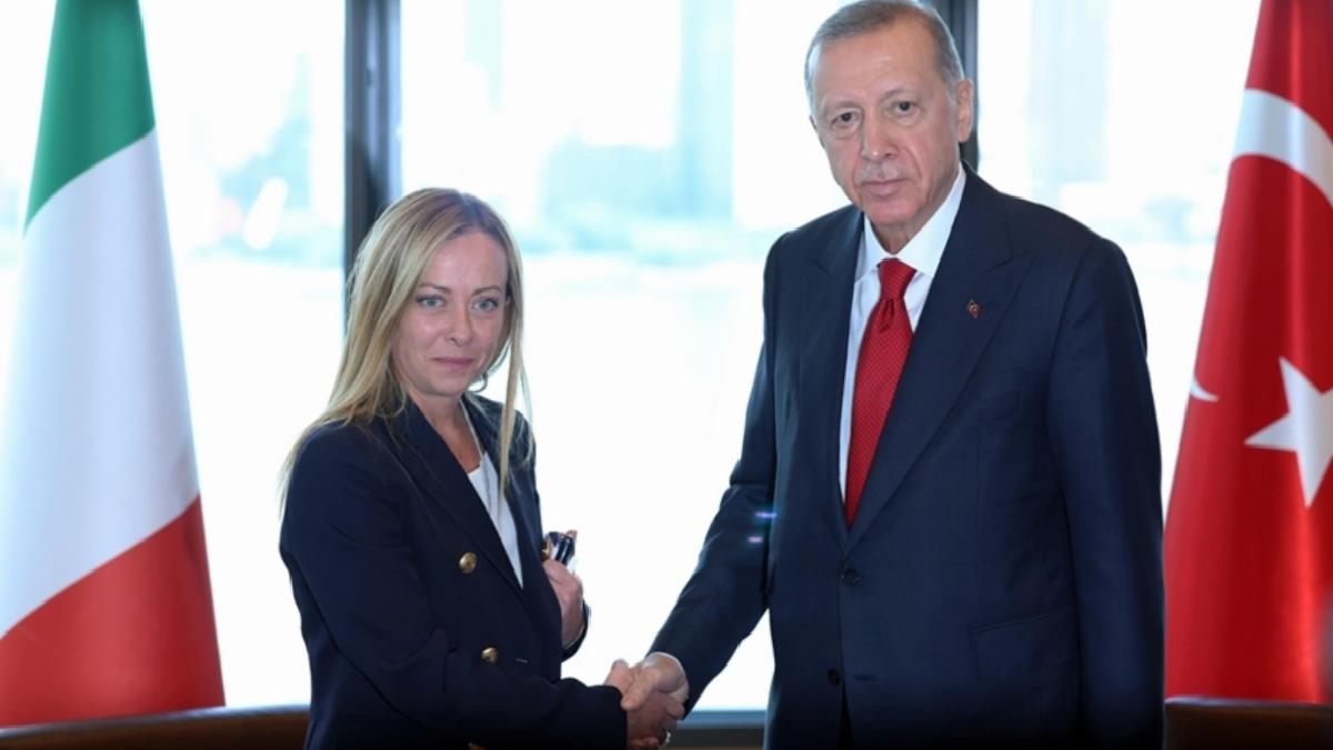 Meloni’den Erdoğan’a Türkiye’nin diplomatik çabaları için teşekkür