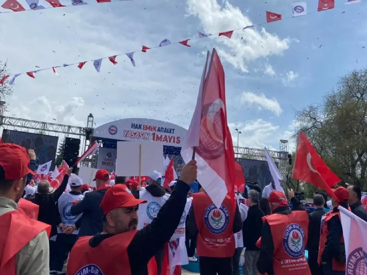 MEMUR-SEN 1 Mayıs’ta Yeniden Bir Araya Geldi