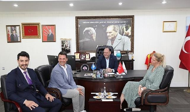 Menderes’e Kardeş Belediye Ziyareti