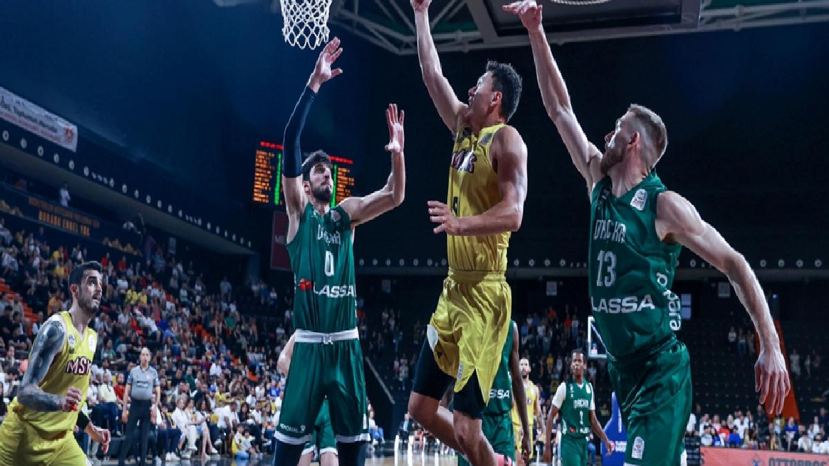 Mersin Spor’a yenilen Darüşşafaka küme düştü