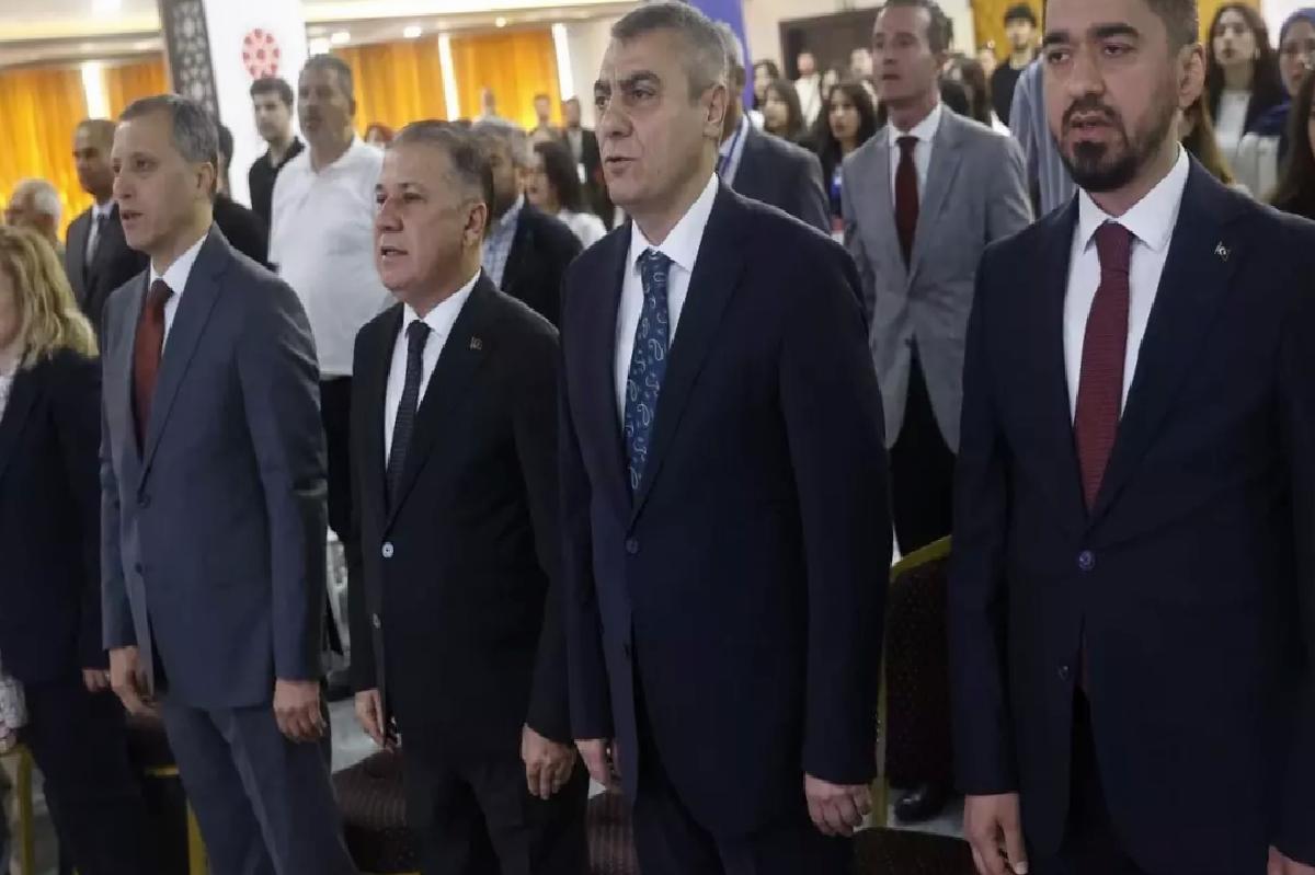 Mersin’de “Dezenformasyon ve Korunma Yolları Mersin Çalıştayı” yapıldı