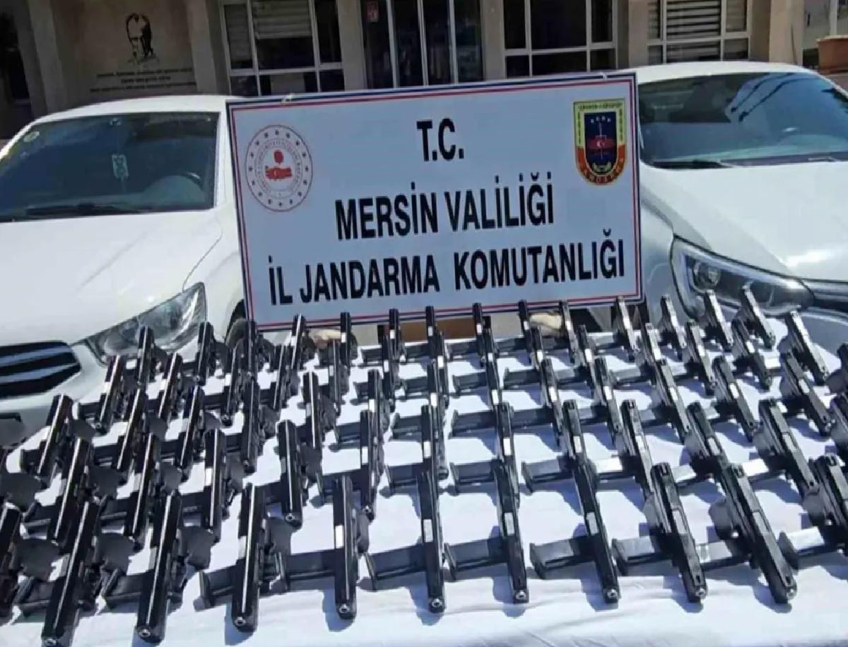 Mersin’de Silah Kaçakçılarına Darbe!