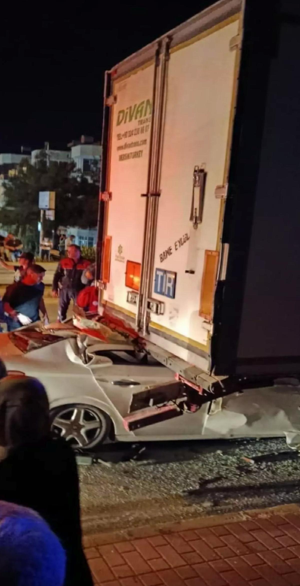 Mersin’de Trafik Kazası: 2 Ölü