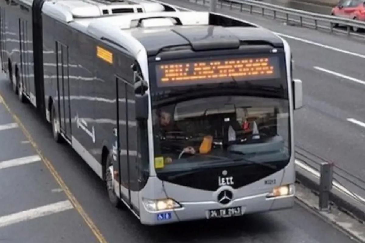 Metrobüs Yangını Söndürüldü